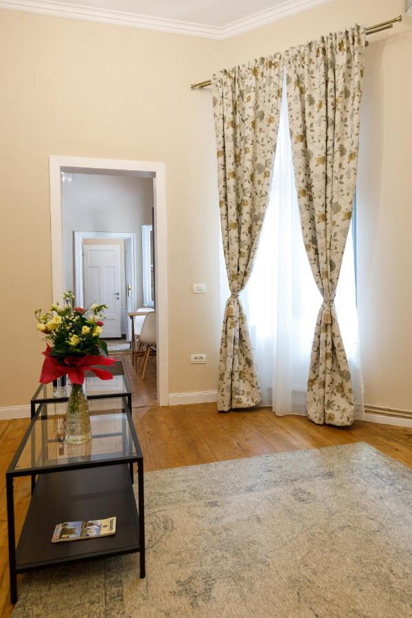Апартаменты Stylish Flat In The Heart Of Historical Center Тимишоара Экстерьер фото