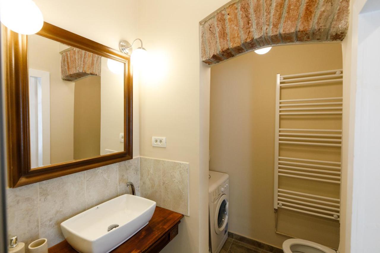 Апартаменты Stylish Flat In The Heart Of Historical Center Тимишоара Экстерьер фото